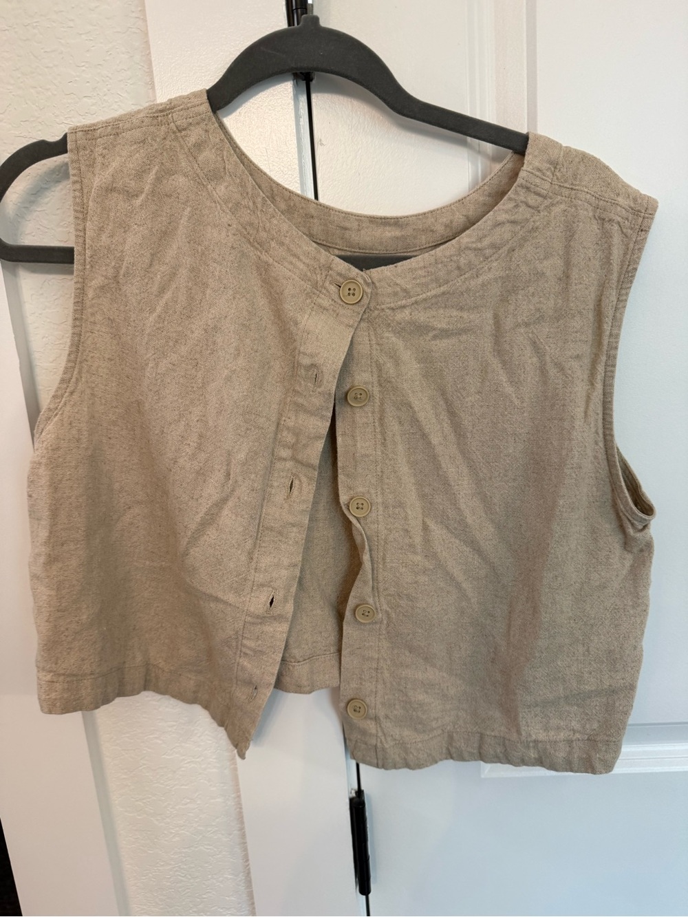 a new day Beige Sleeveless Button-Back crop tank